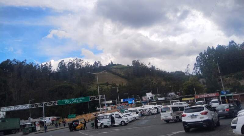 Gobierno de Ecuador se niega a retirar aranceles a Colombia pese a orden de la CAN